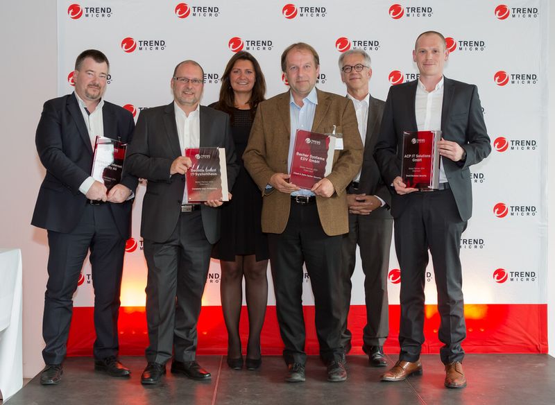 Alle Preisträger Österreich mit mit Tanja Menne-Leander von Trend Micro. (Bild: Trend Micro)