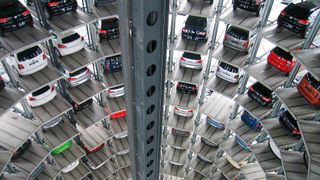 „Viele Menschen schieben den Autokauf auf“, sagt ZDK-Vize Thomas Peckruhn. (Bild: gemeinfrei)