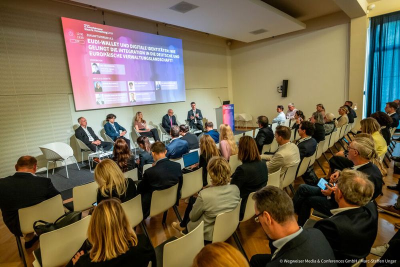 Zukunft, die sehr nah liegt: Die Einführung der EUDI-Wallet steht schon zu Beginn des nächsten Jahres an. (Bild: © Wegweiser Media & Conferences GmbH / Marc-Steffen Unger)