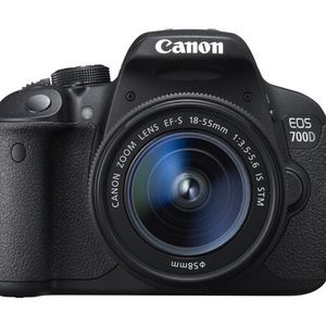 Für das Gehäuse einer EOS 700D lässt Canon 50 Euro springen.