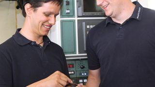 2_Jenzer_Stich_im_Gespraech ()