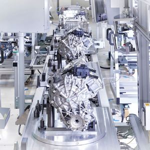Das Endergebnis: fertige Elektroantriebe von Audi. (Bild:  Audi)