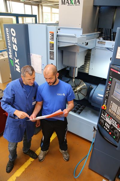 Voe plongeante sur la Matsuura MX 520. (JR Gonthier)