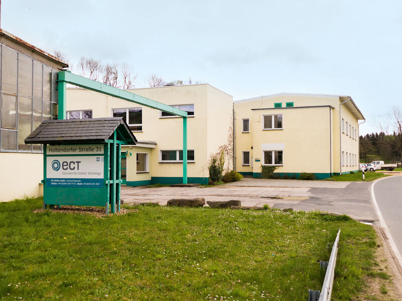In Girbigsdorf nahe Görlitz hat ECT-Kema ihren euen Firmensitz mit Entwicklung, Produktion, Marketing und Vertrieb. (SEW-Eurodrive)