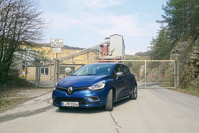 Knapp dahinter liegt der Renault Clio mit fast 161.000 verkauften Einheiten. (Sven Prawitz/»Automobil Industrie«)