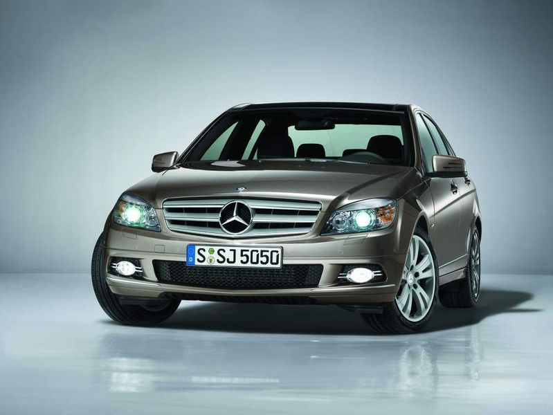 C-Klasse: 31.802 Euro (Archiv: Vogel Business Media)