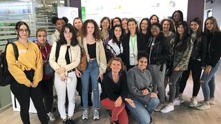 Borgnes Engagement für junge Frauen im Rahmen der Initiative „Schneider Women in Tech“. (Bild: Sophie Borgne)