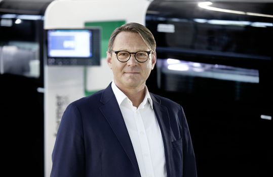 (Dr. Victor Roman, Geschäftsführer Arburg additive. Foto: Arburg)