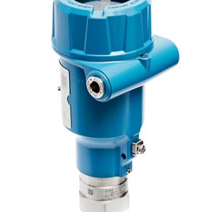Der Rosemount 3408 Füllstandmessumformer von Emerson wurde an jedem Berührungspunkt benutzerfreundlich entwickelt, was zu einer höheren Sicherheit und Anlagenleistung führt.(Bild:  Emerson Process Management  GmbH & Co.OHG)