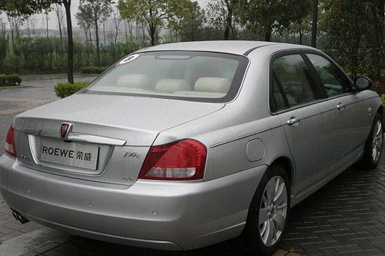 Höhe und Breite des Modells sind nahezu identisch mit dem britischen Vorgänger – nur bei der Länge haben die Chinesen knapp 12 Zentimeter zugegeben. (Archiv: Vogel Business Media)