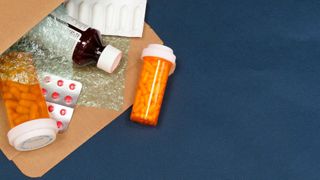 Wird die Versand-Apotheke DocMorris durch die E-Rezpt-Einlösewege benachteiligt? (© Katy L. Pack – Getty Images via Canva.com)