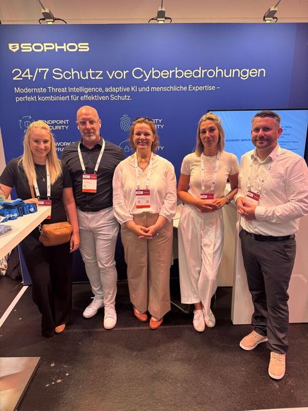 Cyberabwehr bei Sophos: KI-gestützte Technologie trifft auf menschliche Expertise. (Bild: Vogel IT-Medien GmbH)