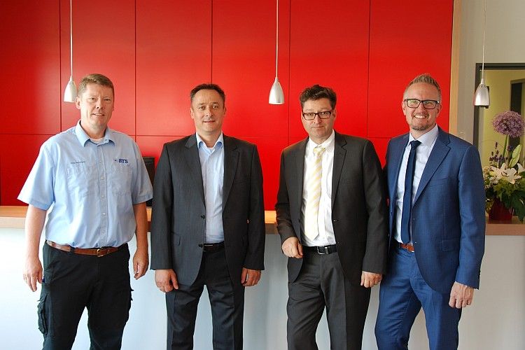 Starke Bewerber um den Service Award 2015: Jörg Herrmann, Marc Berg, Axel Eggert, Torsten Hermsen (von links) von BTS. (Foto: Rosenow)