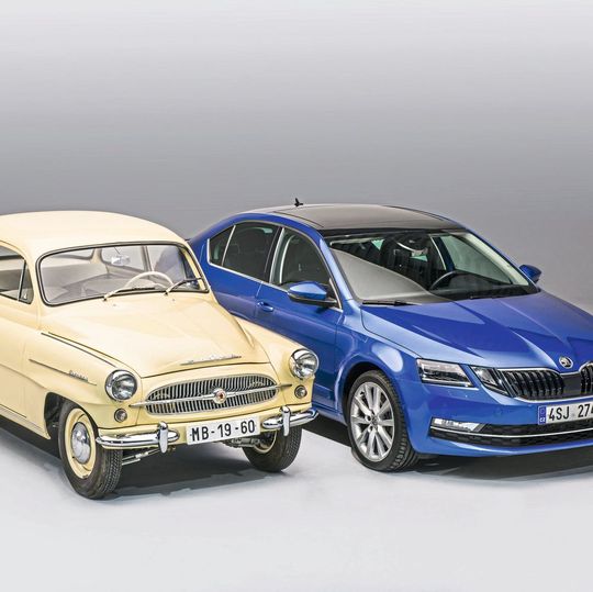 Vor 60 Jahren rollte der erste Skoda Octavia (li.) vom Band. Derzeit ist das Facelift des Octavia III mit den „Vier Augen“-Scheinwerfern am Markt.(Bild:  Skoda)