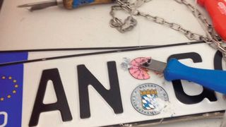 Den Gang zur Zulassungsstelle soll ein digitaler Verwaltungsprozess („i-Kfz“) eigentlich überflüssig machen. Doch das Angebot wird selten angenommen. (Grimm /»kfz-betrieb«)