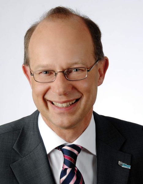 Dr. Jürgen Holdhof, Geschäftsführer bei der Edur-Pumpenfabrik: „Bisher fehlt ein Konsens in der Auslegungskette Hersteller-Planer-Anlagenbauer-Betreiber.“Bild: Edur (Archiv: Vogel Business Media)