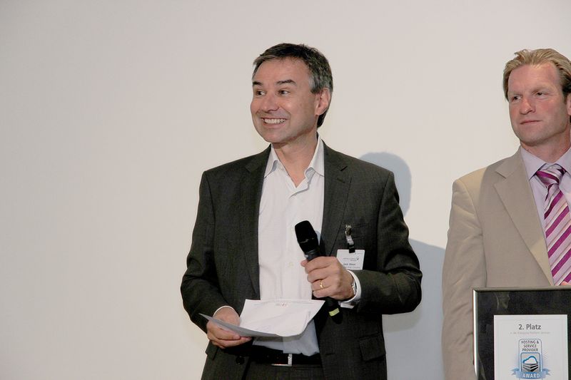Last but not least stellte Gerd Simon die dritte Kategorie des Awards „Platform Services“ vor.  (Bild: Vogel IT-Akademie)