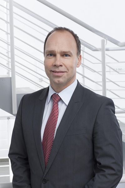 „Technologie statt Verzicht muss unser Motto werden“, sagt Prof. Thomas Bauernhansl, Leiter des Fraunhofer-Instituts für Produktionstechnik und Automatisierung IPA in Stuttgart, sowie der Institute für Industrielle Fertigung und Fabrikbetrieb (IFF) und für Energieeffizienz in der Produktion (EEP) der Universität Stuttgart (Bild: Fraunhofer IPA)