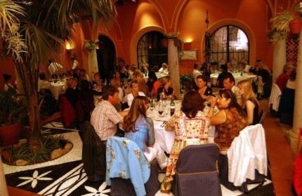 Eines der berühmten spanischen Parador Hotels in Arcos de la frontera war Ziel für das Abendessen zum Abschluss des 16. Unternehmerinnenkongresses.  (Archiv: Vogel Business Media)