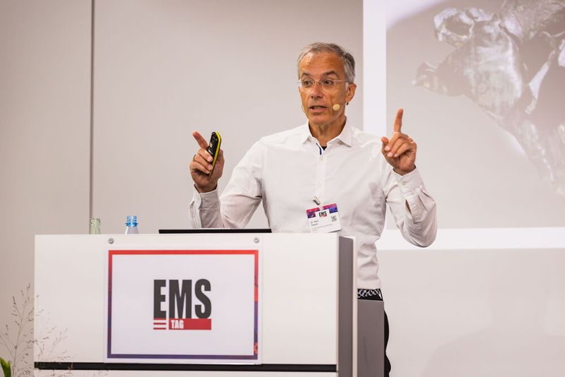 Impressionen vom 24. Würzburger EMS-Tag: Im Mittelpunkt standen aktuelle Branchenthemen, praxisnahe Impulse und insbesondere der persönliche Austausch innerhalb der EMS-Community. (Bild: Stefan Bausewein)