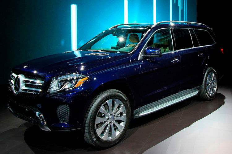 Der Mercedes GL bekam eine gründliche Modellpflege und rollt nunmehr als neuer GLS im Kielwasser der erfolgreichen S-Klasse. (Foto: Marcel Sommer/pressinform)