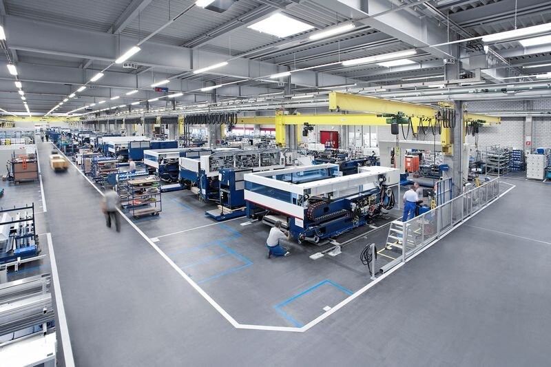 Einblicke in Produktionsprozesse bei Trumpf in Grüsch. (Bild: Trumpf)