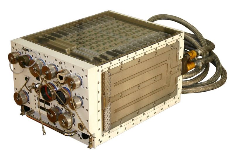 Bild 8c: Rugged Systeme mit Luft-, Konduktions- und Wasserkühlung (ELMA)