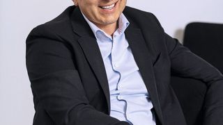 Dr. Manuel Gerst, Entwicklungsleiter der Heller Gruppe: «Mit unserem neuen, leistungsstarken und kompakten 5-Achs-Bearbeitungszentrum F 6000 bieten wir Anwendern noch mehr Produktivität und Flexibilität.» (Bild: Heller)