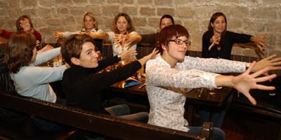 Arme nach vorne strecken ... (Archiv: Vogel Business Media)