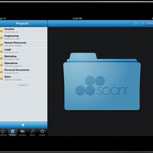 Soonr Projekte auf iPad: integrierte Chronik mit Kommentaren zum Datenaustausch.