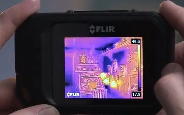 FLIR C2: Wärmebildkamera für die Westentasche in Aktion (Bild: Conrad)