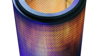 Eine neue Generation an Filterpatronen, bei denen die Nanofasern zwischen 70 und 150 Nanometer Dicke aufweisen, hat UAS im Programm. Bild: UAS (Archiv: Vogel Business Media)