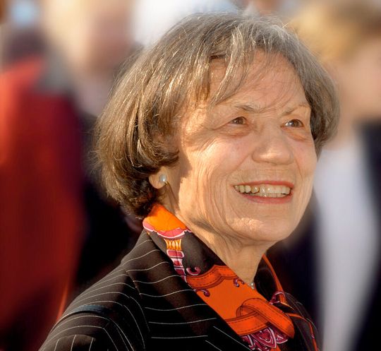 Dorothee Bürkert (2005) übernahm nach dem Tod ihres Mannes in den 1970er-Jahren Bürkert Fluid Control Systems und wandelte es zu einem kooperativen Unternehmen.(Bild:  Andreas Bürkert)