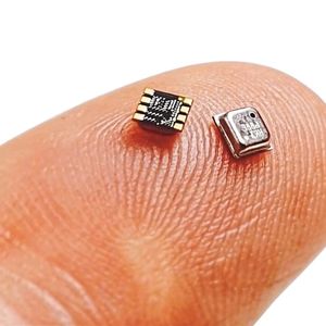 Das Gehäuse des Bosch-Sensors misst gerade einmal 3,0 × 3,0 × 0,9 mm3.