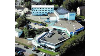 Strack Norma, ein bekannter europäischer Normalienanbieter, feiert 100. Geburtstag. So sieht das Unternehmen heute aus. Die Entscheider gehören bereits zur vierten Generation. Und die Zukunft plant man mit Besonnenheit.  (Strack Norma)