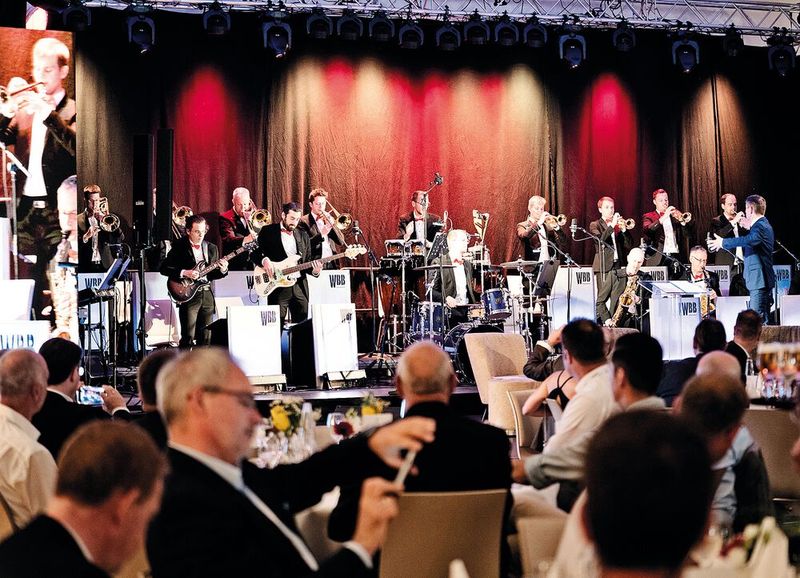 Der Abend wurde von der Westfalia Big Band musikalisch untermalt. (Bild: Steffi Behrmann)