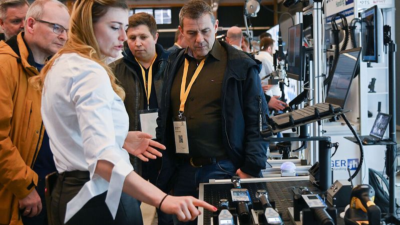 Die Schraubtec präsentiert am 17. April in der Stadthalle Sindelfingen umfassendes Fachwissen zu Schraubverbindungen.(Bild:  Stefan Stark)