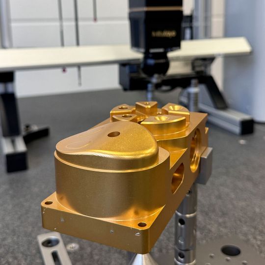 From digital planning to physical verification: the machined component prepared for inspection on the CMM.(Source:  Mitutoyo)