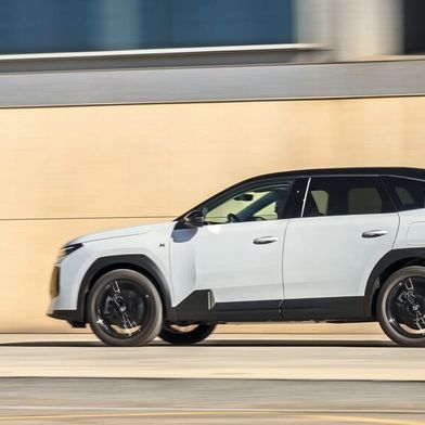 Auch neuere C5-Aircross von Citroën sind von der jüngsten Rückrufmaßnahme betroffen.  (Bild: Stellantis)