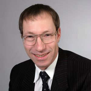 Prof. Dr.-Ing. Konrad Wegener (IWF ETH Zürich) präsentiert die jüngsten Entwicklungen im Bereich der Prozessoptimierung.