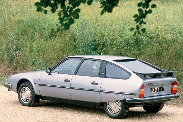 Die bereits zehn Jahre alte Baureihe trug den günstigen cw-Wert bereits auf französisch im Namen CX und brillierte nun mit einem 2,5-Liter-Vierzylinder und 122 kW/168 PS Leistung. (Foto: Citroen)