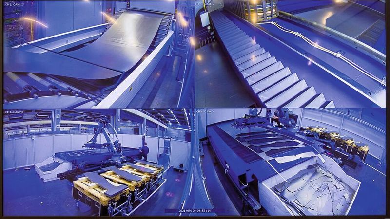 Vom Coil zum Blank: Die Laserschneidanlage wird virtuell programmiert, der vollständig automatische, bedienerlose Betrieb über die Steuerung überwacht.   (Trumpf)