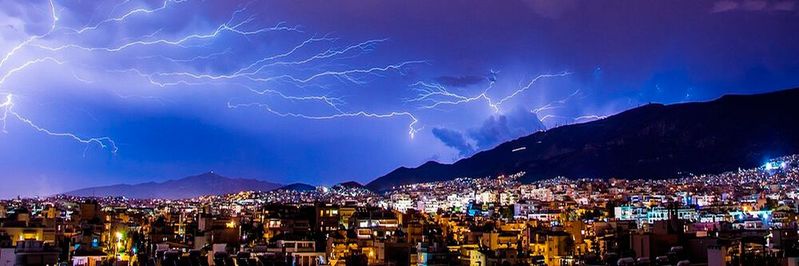 Wenn der Strom im Rechenzentrum ausfällt, hilft nur eine top gewartete Notstromanlage.(Bild:  frei lizenziert/Bogdan Radu /  Pixabay)