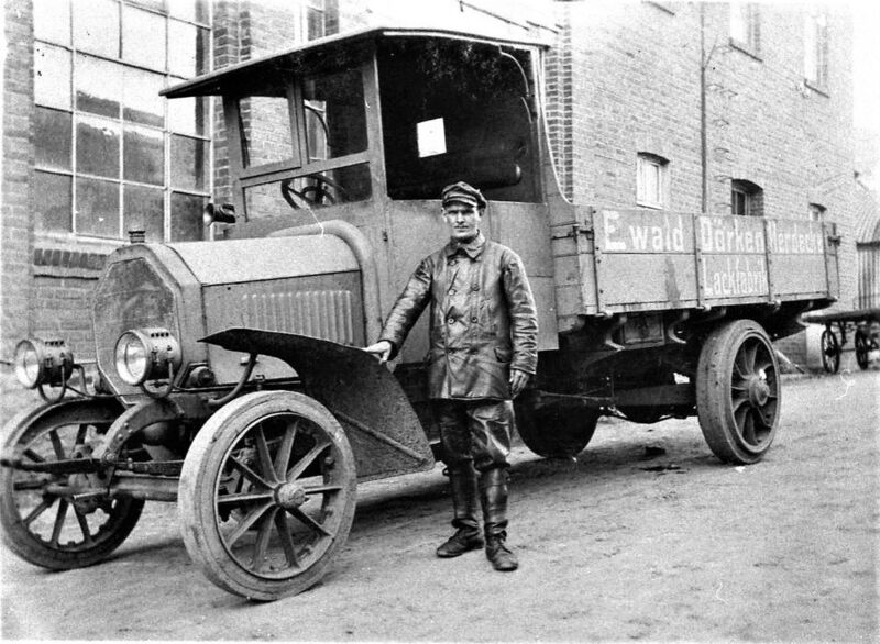 Werks-Lkw in den 1920er Jahren. (Dörken)