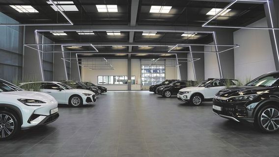 Die Kunden rücken bei den großen Handelsgruppen noch stärker in den Fokus. Ziel ist es, ihnen ihnen ein besonderes digitales und physisches Autohauserlebnis zu bieten, und sie über diverse Maßnahmen langfristig ans sich zu binden. (Bild: Fischer Automobile)