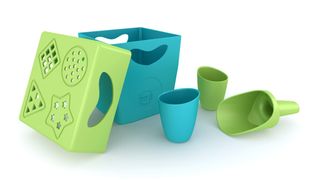 World’s first line of biodegradable beach toys (Picture: European Bioplastics)