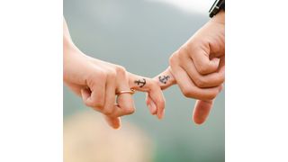 Nur mittels einer harmonischen Zusammenarbeit können Marketing und Vertrieb die übergeordneten gemeinsamen Ziele erreichen. (Bild: gemeinfrei)