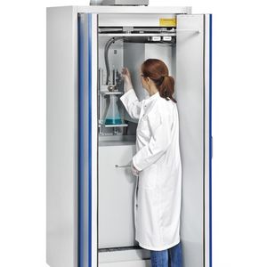 Abb.2: Die Complex line Typ 90 ist als zertifizierte Systemlösung speziell für die Medienentnahme aus Fässern in kleinere Gebinde ausgelegt.