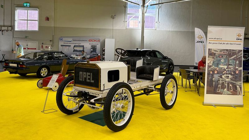 Als Hersteller war Opel in Dortmund vertreten – mit Unterstützung von Clubs und Privatpersonen. Im Bild ein 12-PS-Rennwagen mit 1,9-Liter-Zweizylinder aus dem Jahr 1903. (Bild: Diehl – VCG)