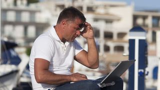 Bei allen Vorteilen, die Mobile Computing bietet, sollten Endanwender einige Sicherheitstipps beachten. (© Bergringfoto - Fotolia.com)